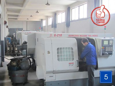 Centro de ferramentas CNC-2