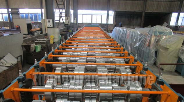 m&aacute;quina de conforma&ccedil;&atilde;o.jpg