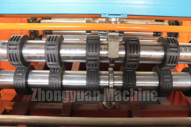 M&aacute;quina de lamina&ccedil;&atilde;o de placas.jpg