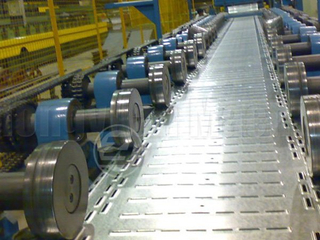 Máquina formadora de rolos para bandeja de cabos