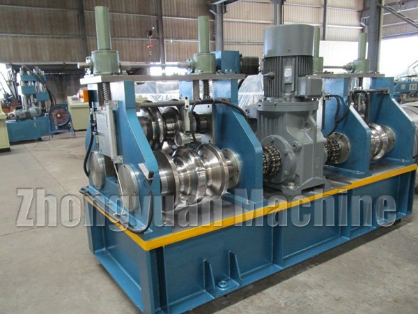 M&aacute;quina formadora de rolo de guarda-corpo de rodovia2.jpg 