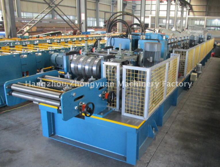 Padrão europeu 15 anos de vida automática CZ Purlin Roll Forming Machine com sistema de qualidade ISO