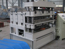 Máquina de crimpagem