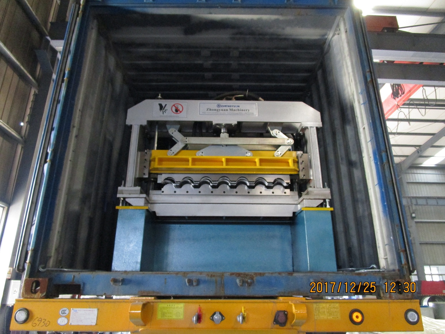 Máquina formadora de rolos de telha Metrocopo para a Nigéria datada de 25 de dezembro de 2017