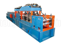 Máquina formadora de rolos de pinos e esteiras