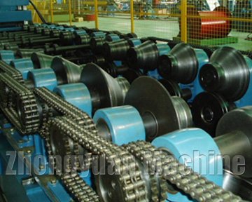 A largura da bandeja de cabos &eacute; ajust&aacute;vel