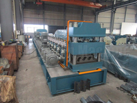 Máquina formadora de rolos de guarda-corpo