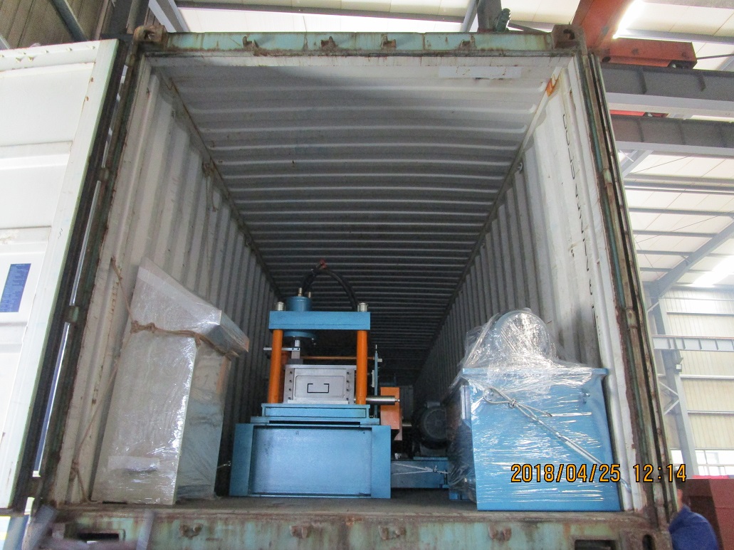 M&aacute;quina formadora de rolos para ter&ccedil;as zhongyuan china c