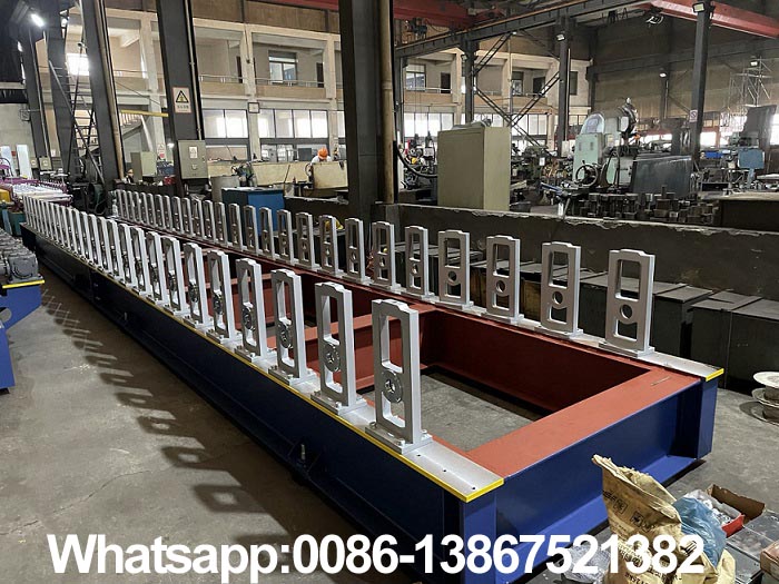 Fabrica&ccedil;&atilde;o de m&aacute;quina formadora de rolo de painel de parede de telhado Zhongyuan