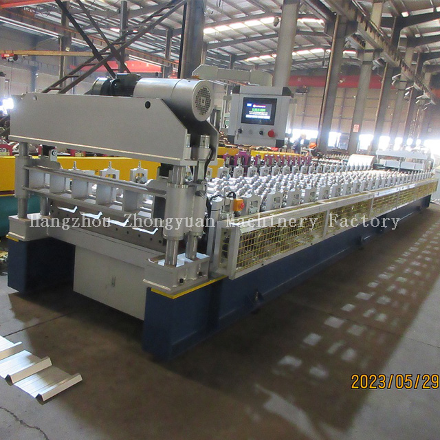 Máquina de painel de telhado com corte elétrico