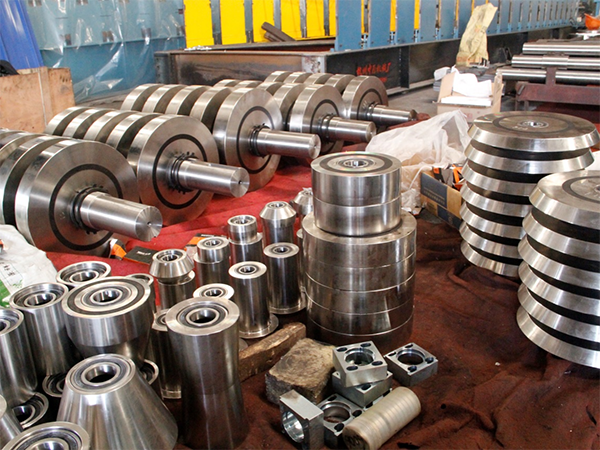 projetar rolamentos dentro de rolos formadores