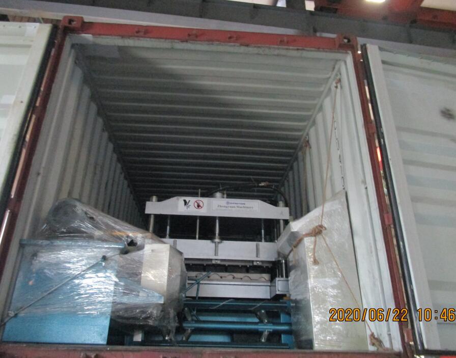 m&aacute;quina formadora de rolo de telha escalonada