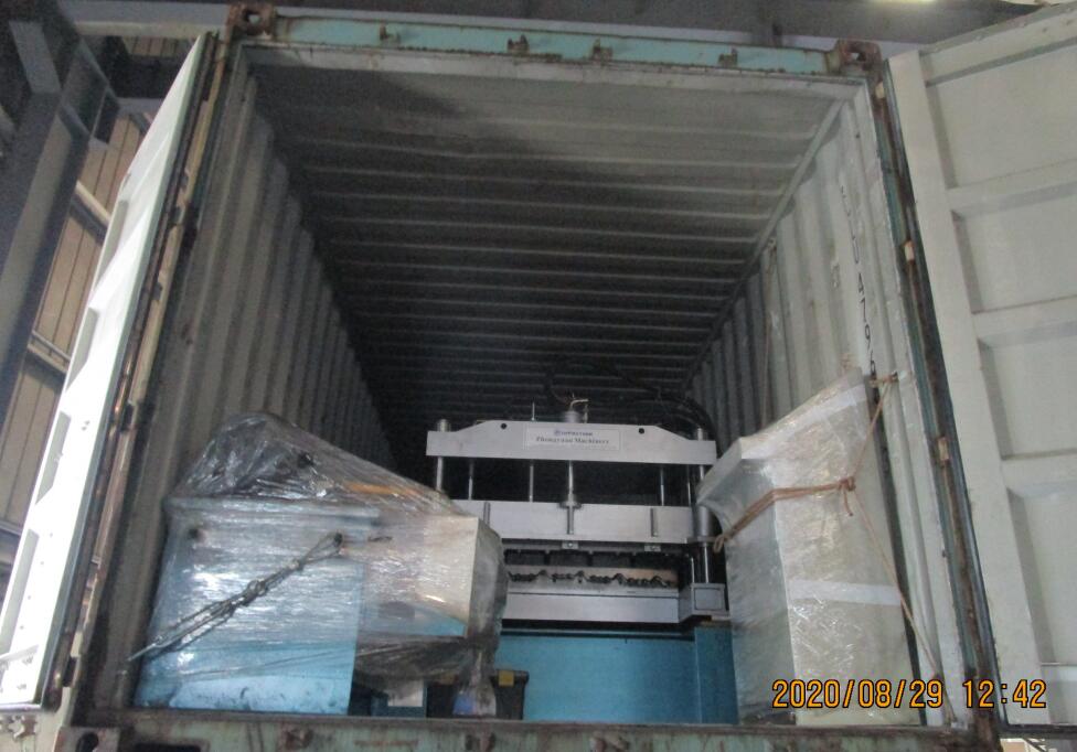 m&aacute;quina formadora de rolo de telha escalonada