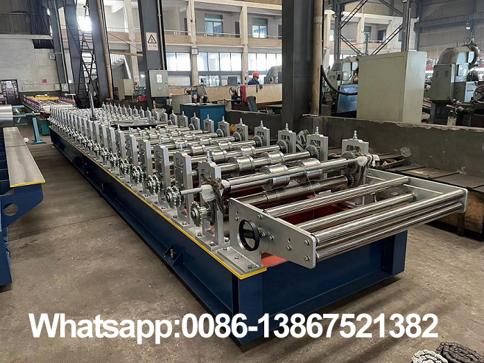 M&aacute;quina para telhados met&aacute;licos Zhongyuan &agrave; venda