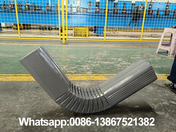 M&aacute;quina formadora de rolos para tubos de drenagem de &aacute;guas pluviais Zhongyuan