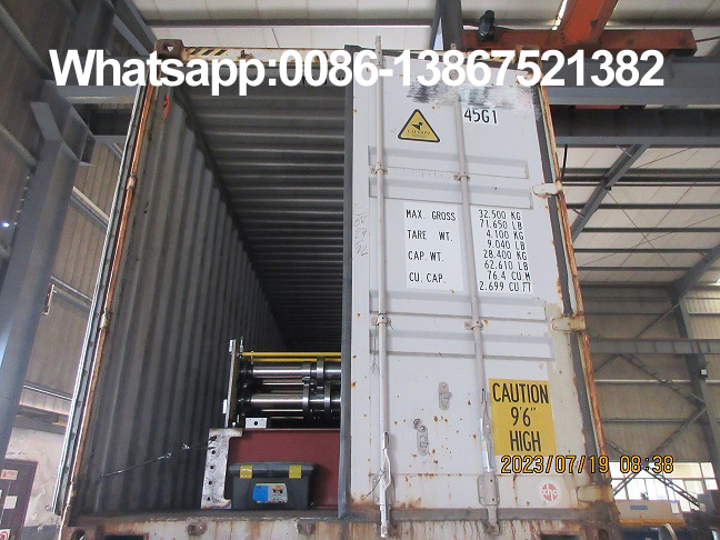 M&aacute;quina formadora de rolos para telhado de metal Zhongyuan