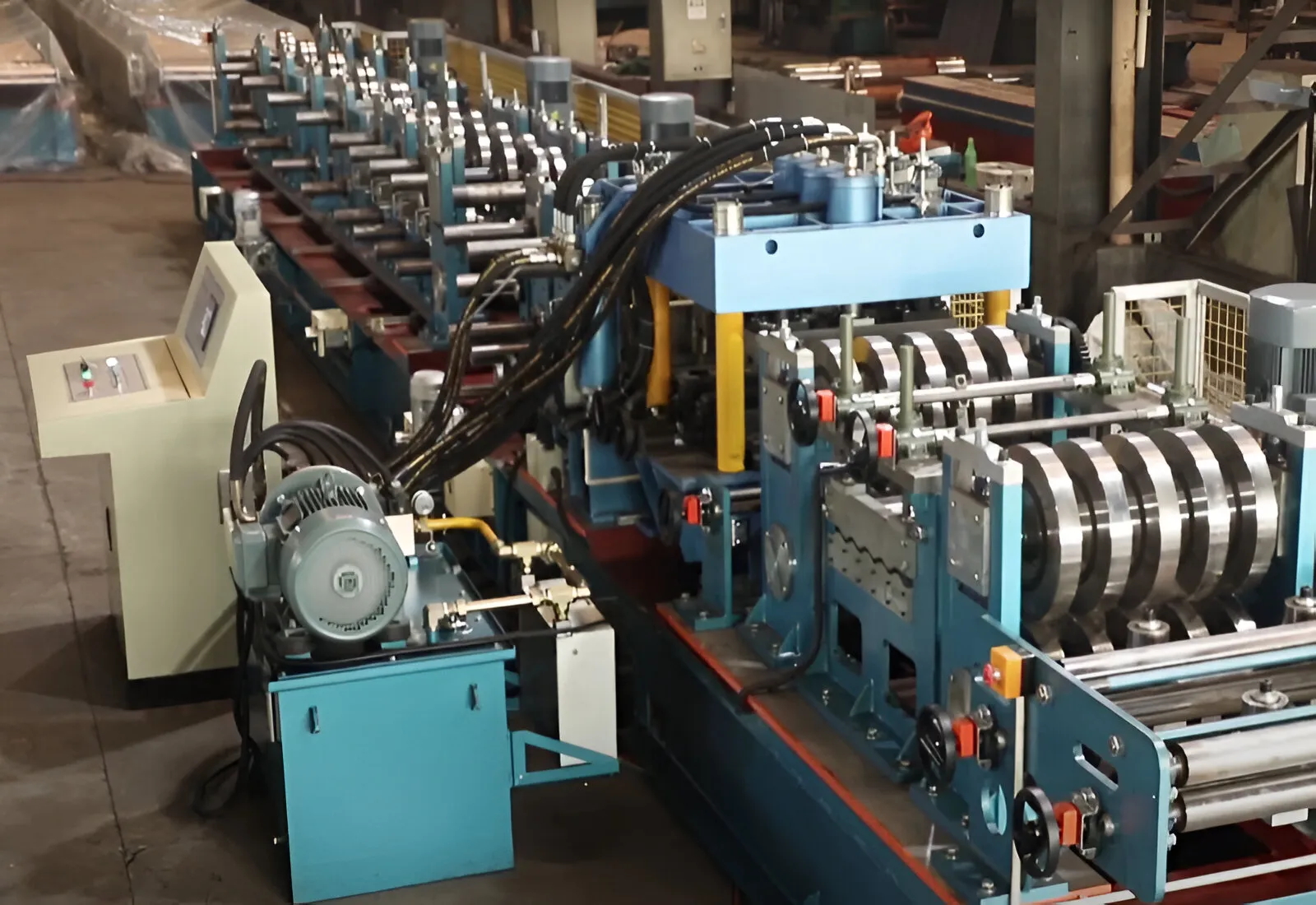 C-Z-U-Purlin-Roll-Forming-Machine-1.jpg