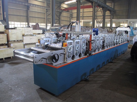 m&aacute;quina formadora de rolo com travamento autom&aacute;tico (3)