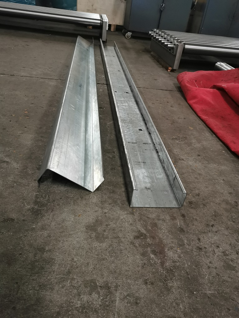 M&aacute;quina formadora de ter&ccedil;a zhongyuan c&z