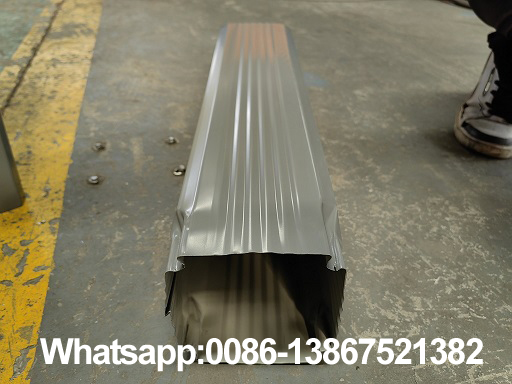 Linha de produ&ccedil;&atilde;o de m&aacute;quina formadora de rolo de tubo descendente de a&ccedil;o Zhongyuan