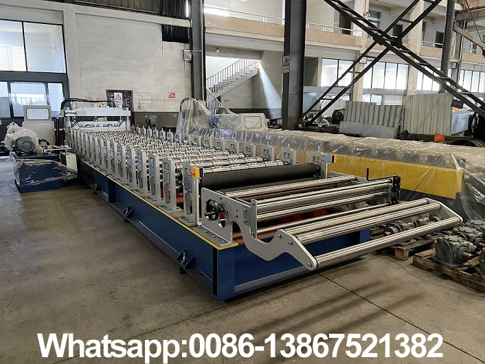 M&aacute;quina formadora de rolo de telhado de telha met&aacute;lica Zhongyuan