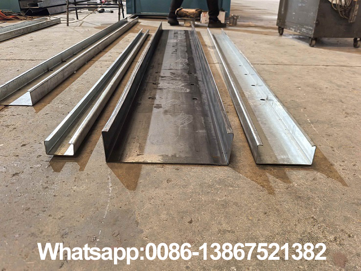 M&aacute;quina formadora de ter&ccedil;a Zhongyuan c