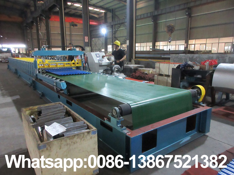 M&aacute;quina formadora de rolos para telhado de metal Zhongyuan