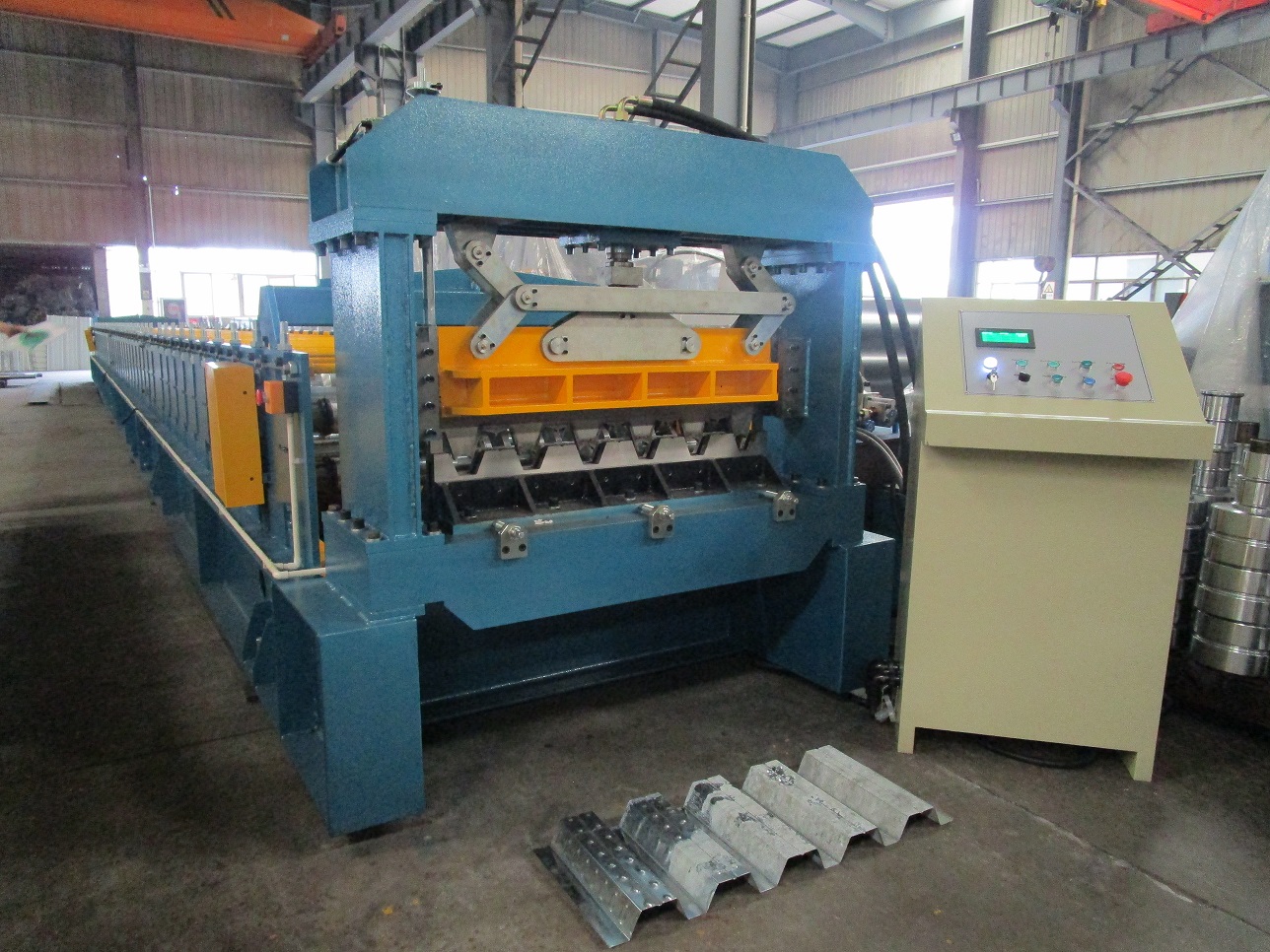 M&aacute;quina formadora de deck personalizado zhongyuan