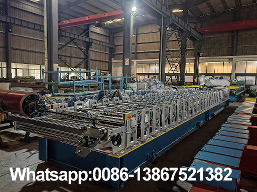 M&aacute;quina formadora de rolos para telhado de metal Zhongyuan