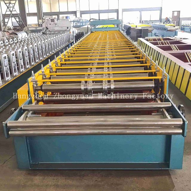 Máquina formadora de rolo de telhado RN100 com alta qualidade