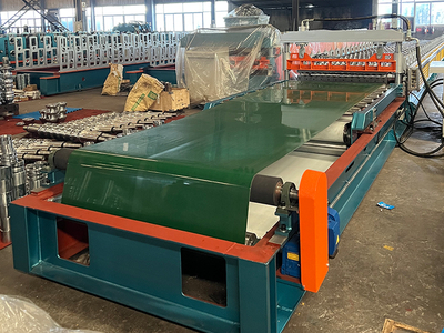 European Structure Roof Sheet Roll Forming Machine With Flying Cutting-2
