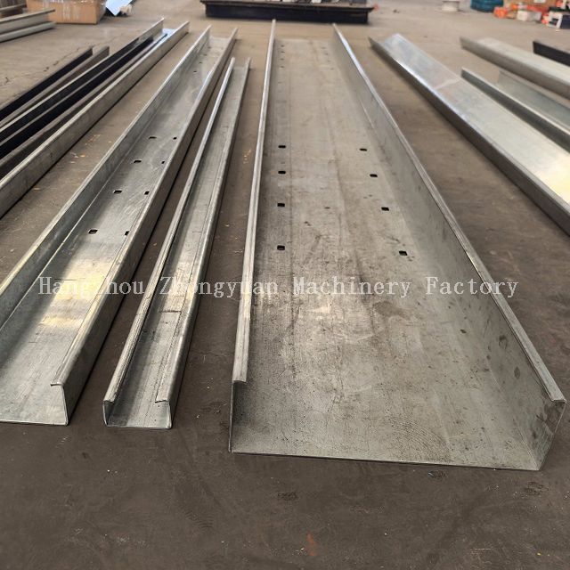 Máquina de terça tipo Zhongyuan CZ80-350 com alta precisão