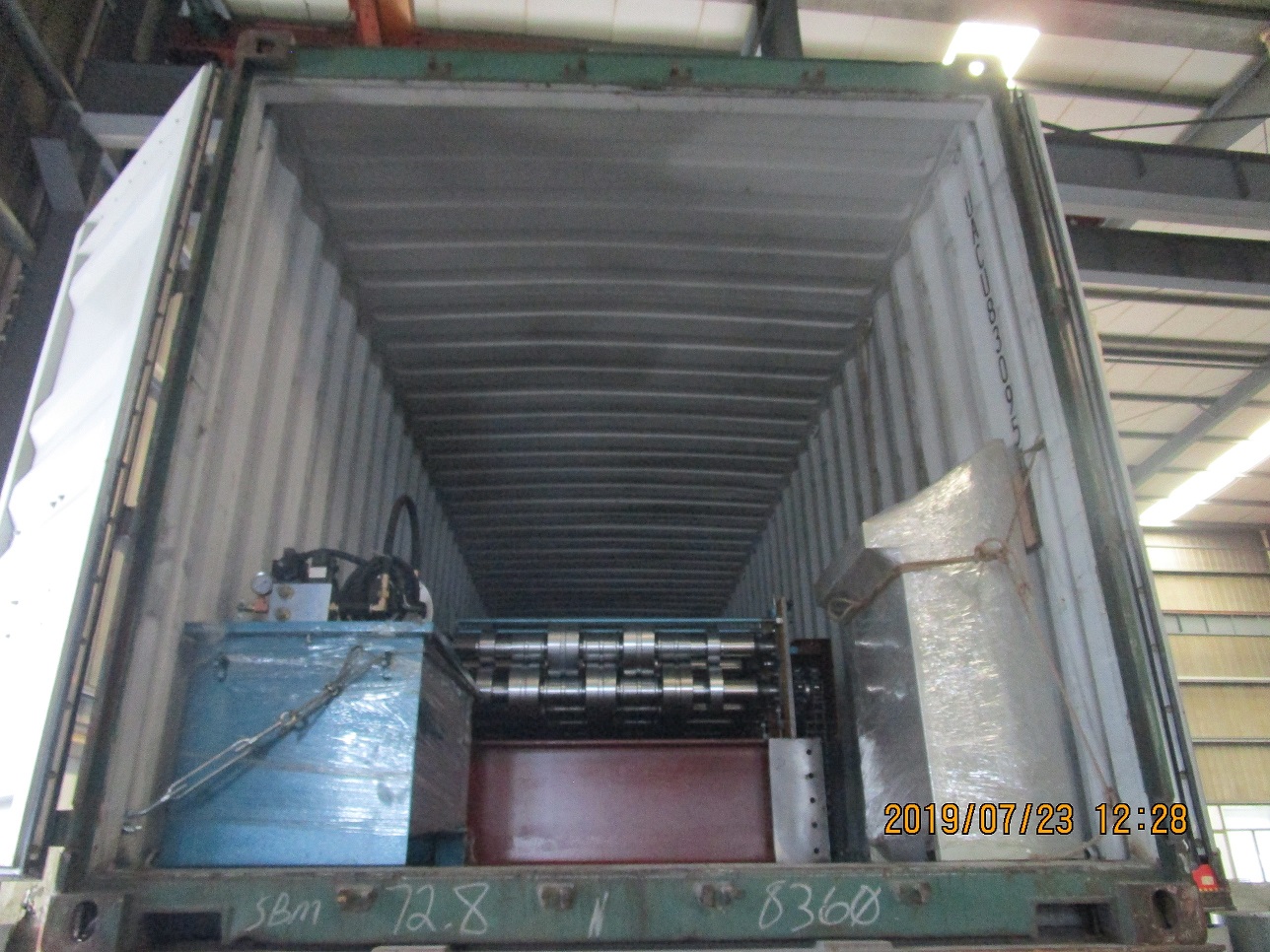 Linha de produ&ccedil;&atilde;o de m&aacute;quina formadora de rolos para piso de deck com estrutura de a&ccedil;o zhongyuan