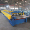 Máquina formadora de rolos para deck de metal com corte voador