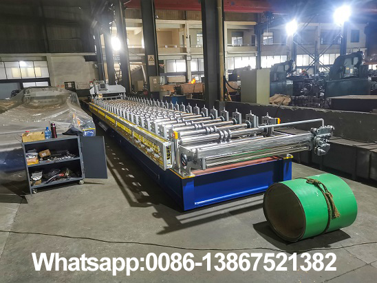 M&aacute;quina formadora de rolos para telhado de metal Zhongyuan