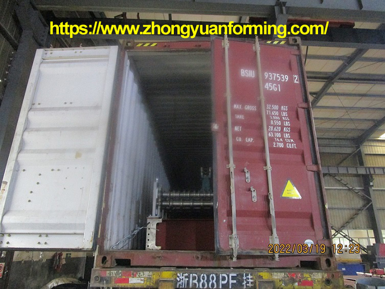 M&aacute;quina formadora de rolos de chapa ondulada para telhado zhongyuan com corte voador