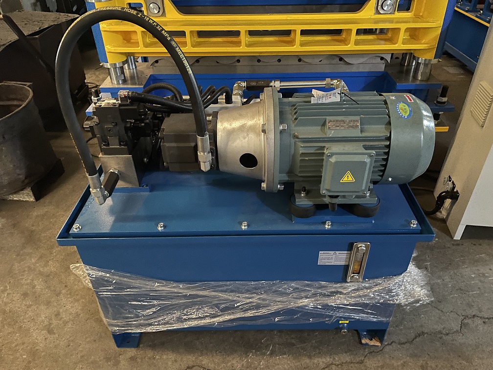 telha de esta&ccedil;&atilde;o hidr&aacute;ulica com empilhador