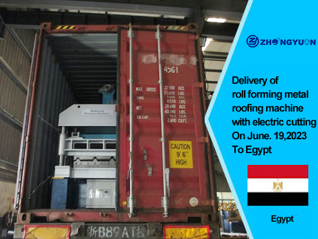 Entrega de máquina formadora de telhados metálicos com corte elétrico em 19 de junho de 2023 para o Egito