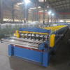 Máquina formadora de rolos para deck de metal com corte voador
