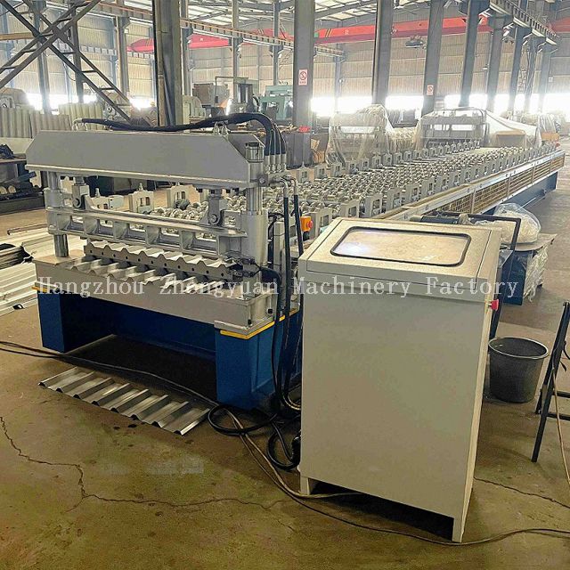 Máquina para fazer telhas