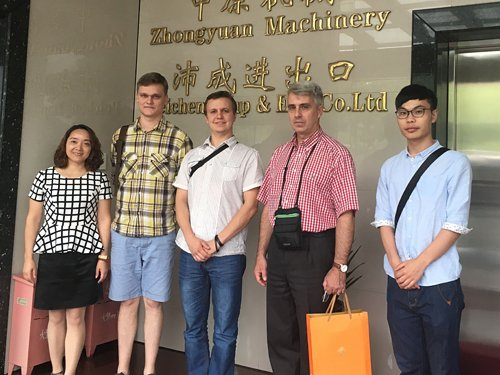 2015-DMITRY-cliente russo