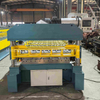 Máquina formadora de rolos de painel de telhado de metal com corte elétrico