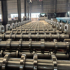 Máquina formadora de rolos para telhados de metal com corte elétrico