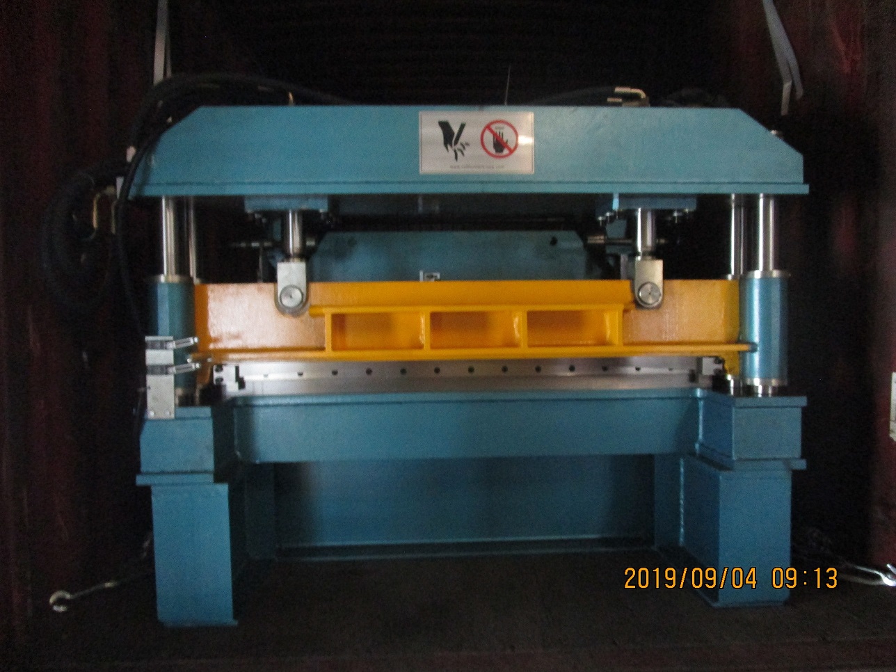 zhongyuan cortado em comprimento de a&ccedil;o