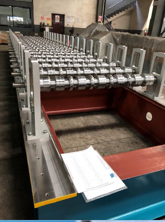 M&aacute;quina formadora de rolos para telhado trapezoidal zhongyuan ibr