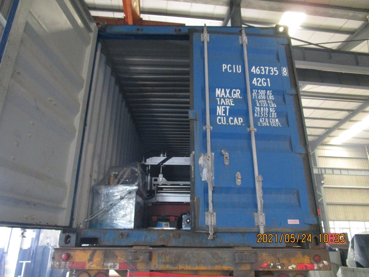 M&aacute;quina para fabricar telhas met&aacute;licas zhongyuan com corte voador