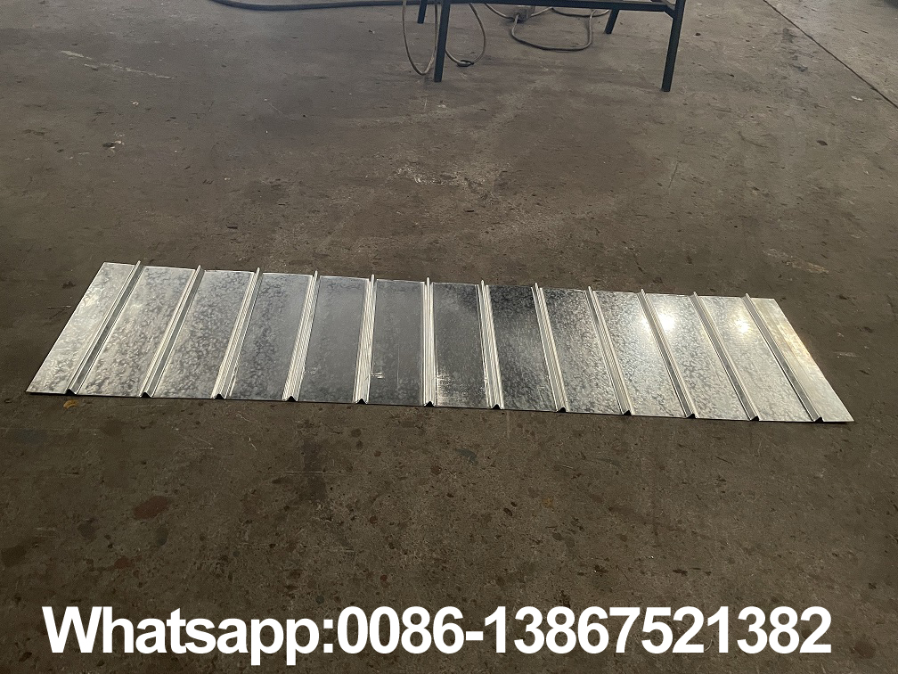 M&aacute;quina formadora de rolo para painel de porta Zhongyuan (4)