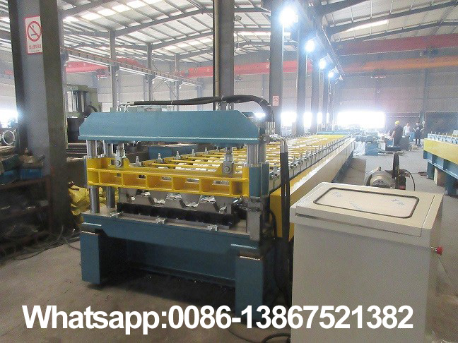 M&aacute;quina formadora de rolos para deck de a&ccedil;o Zhongyuan