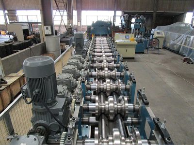 Guardrail-Roll-Forming-Machine