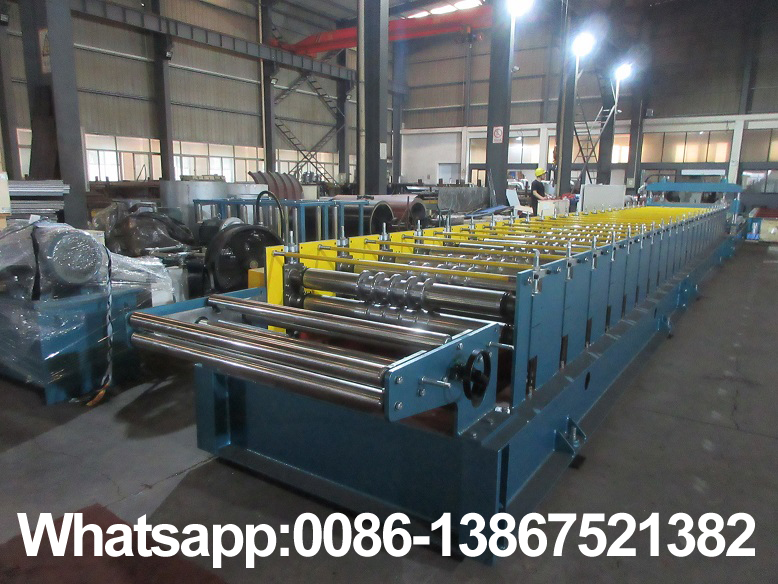 M&aacute;quina formadora de rolo para painel de telhado Zhongyuan